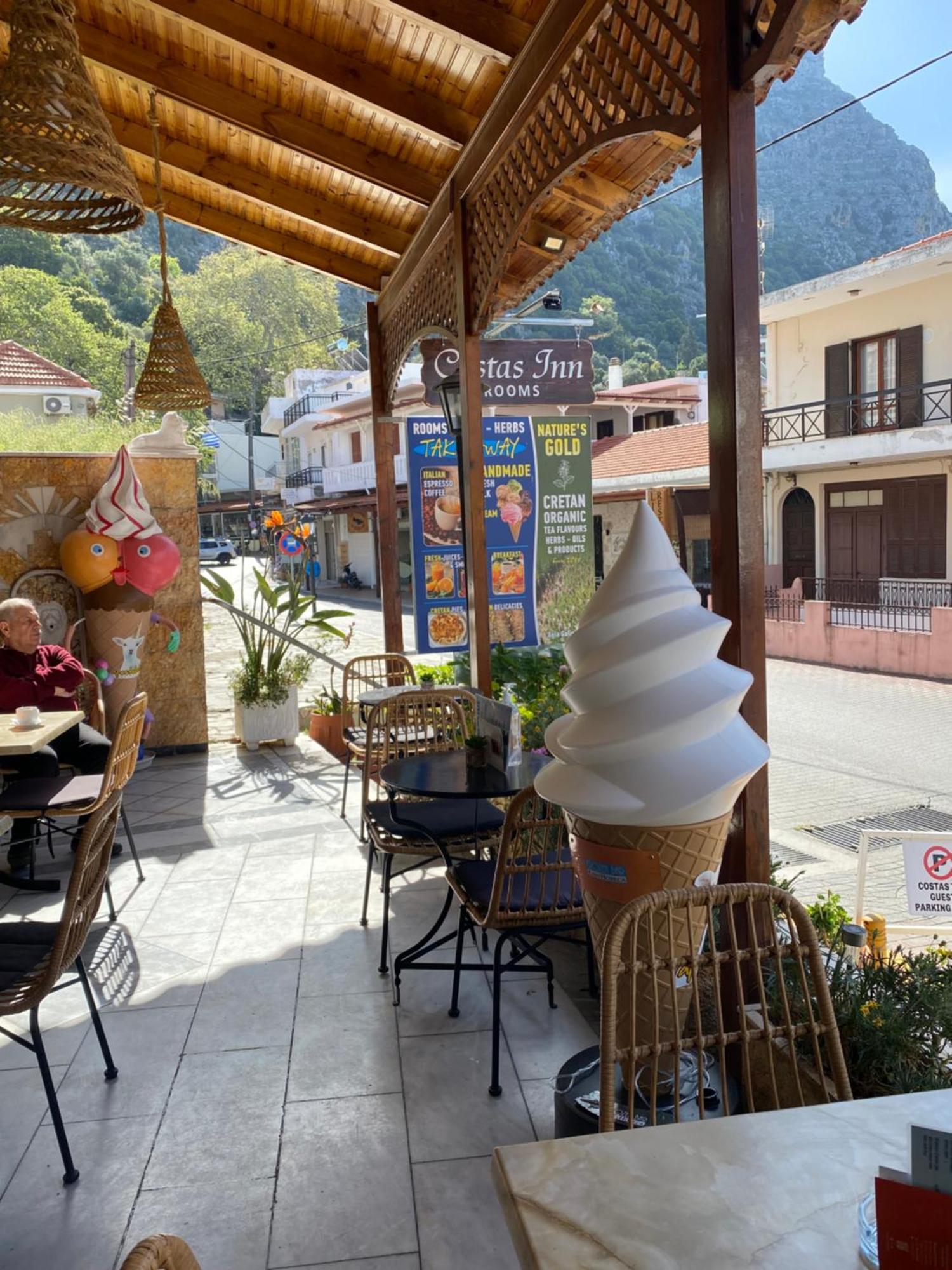 Costas Inn Spílion Exterior photo