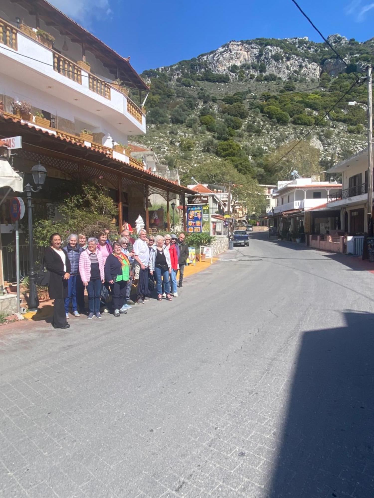 Costas Inn Spílion Exterior photo