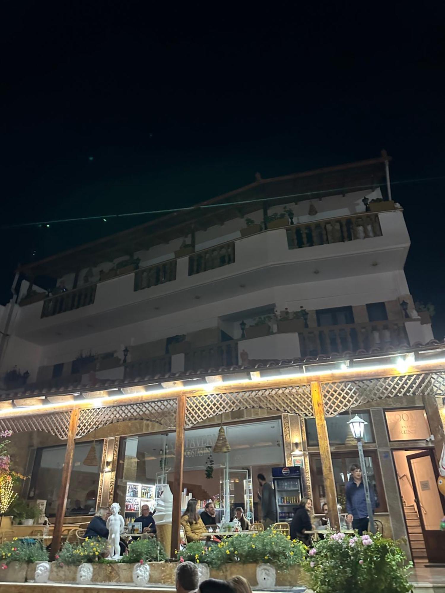 Costas Inn Spílion Exterior photo