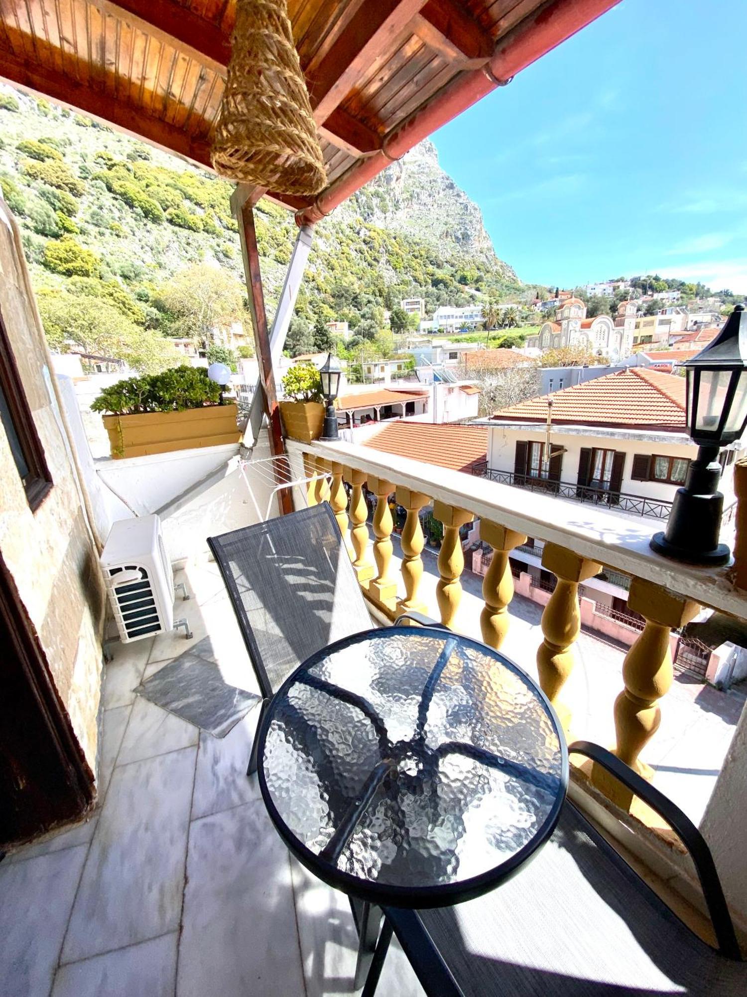 Costas Inn Spílion Exterior photo